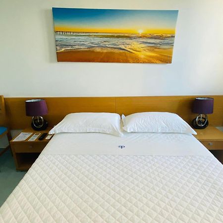 Weaa Hotel Nazaré Buitenkant foto