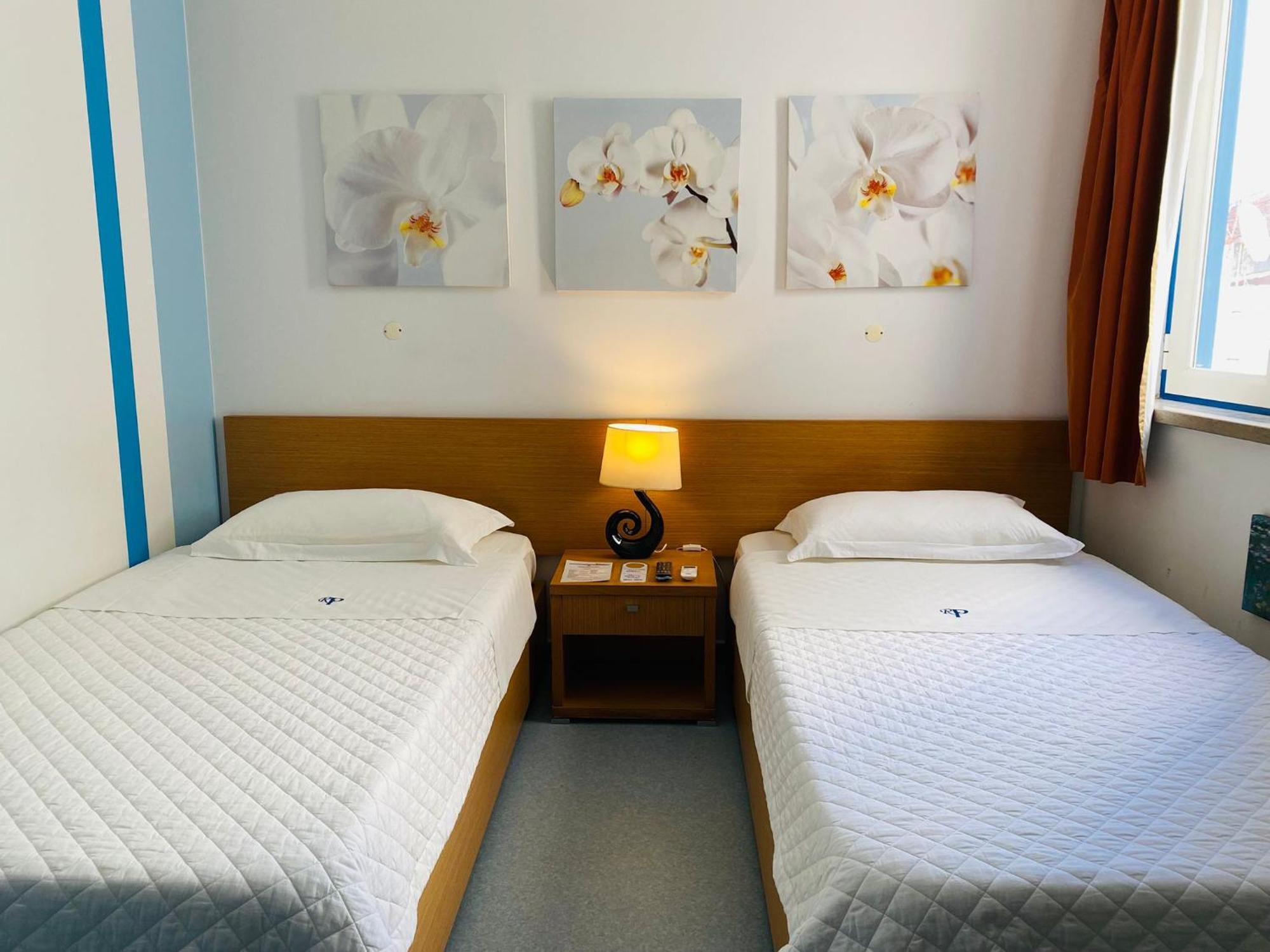 Weaa Hotel Nazaré Buitenkant foto