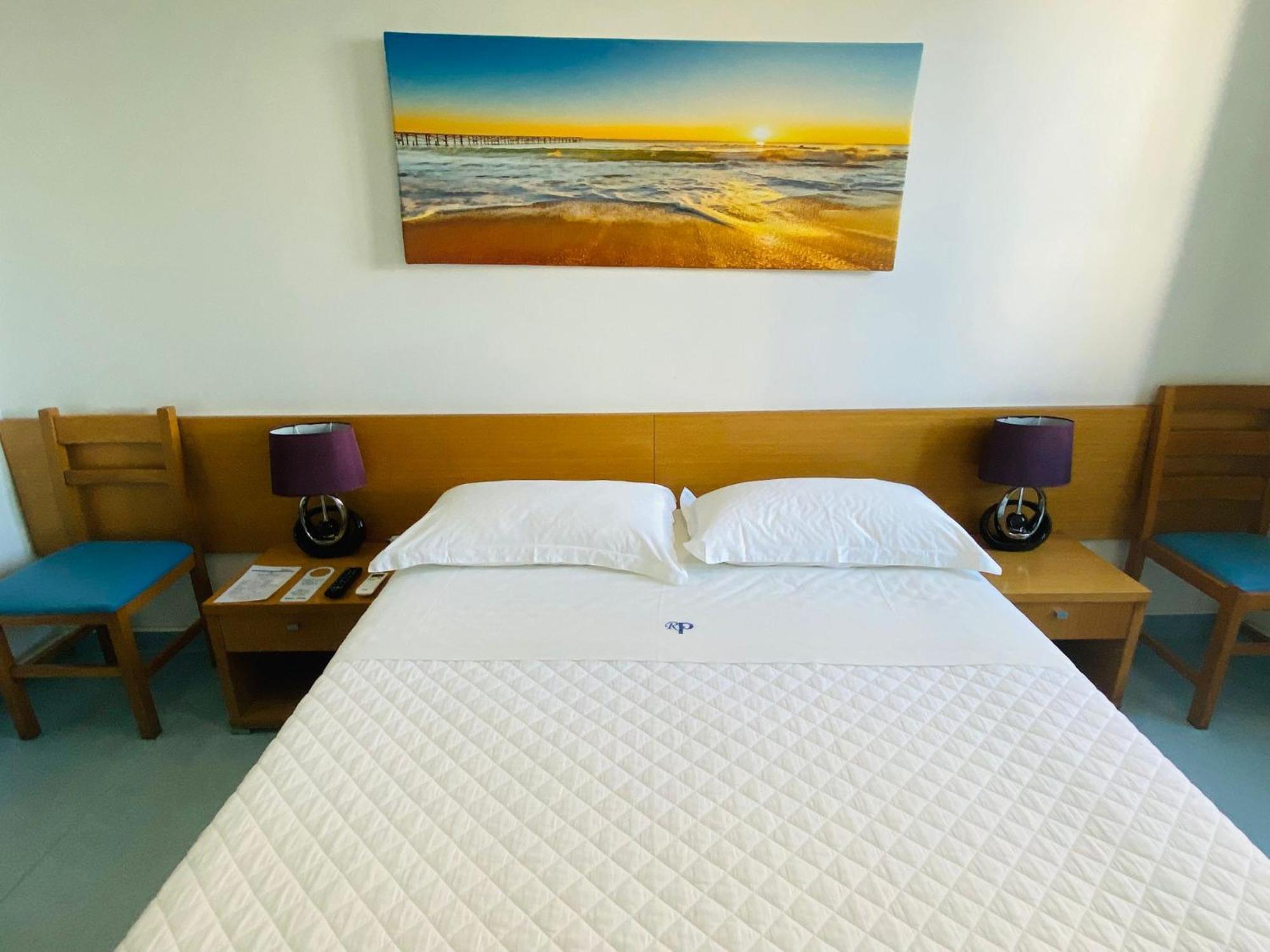 Weaa Hotel Nazaré Buitenkant foto
