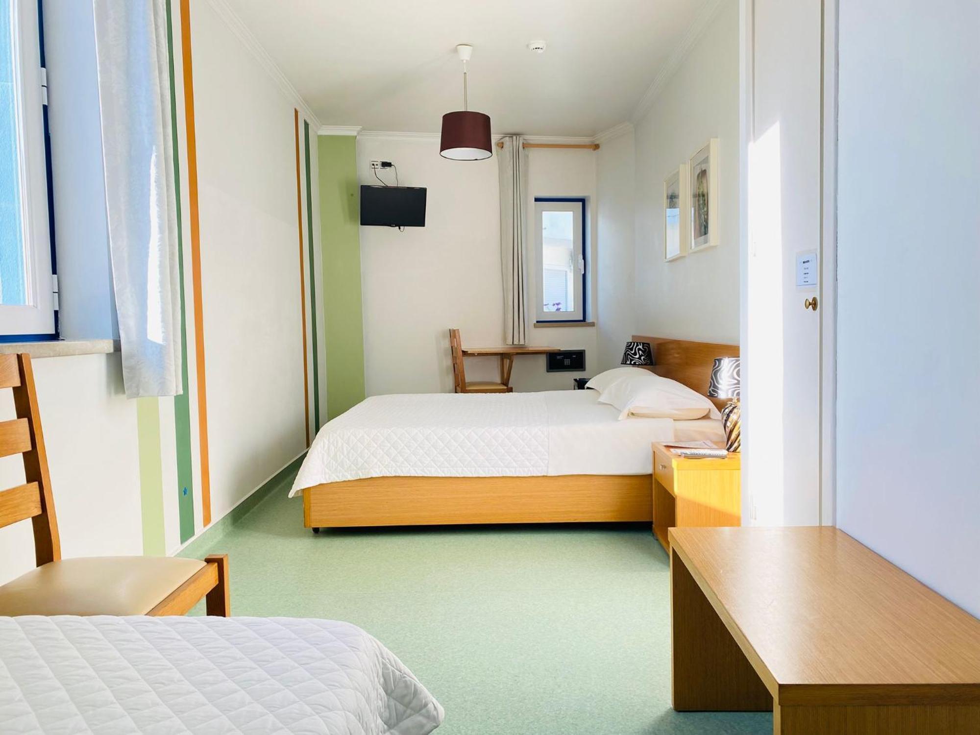 Weaa Hotel Nazaré Buitenkant foto