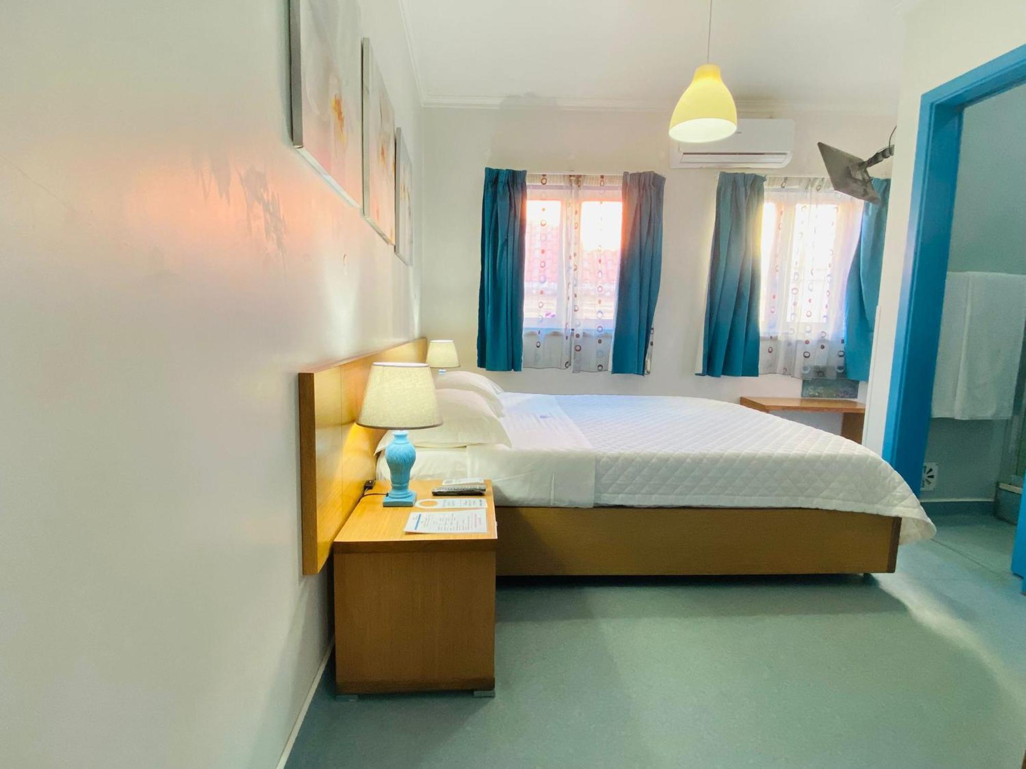 Weaa Hotel Nazaré Buitenkant foto